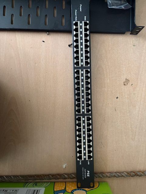 19\" sitovy patch panel